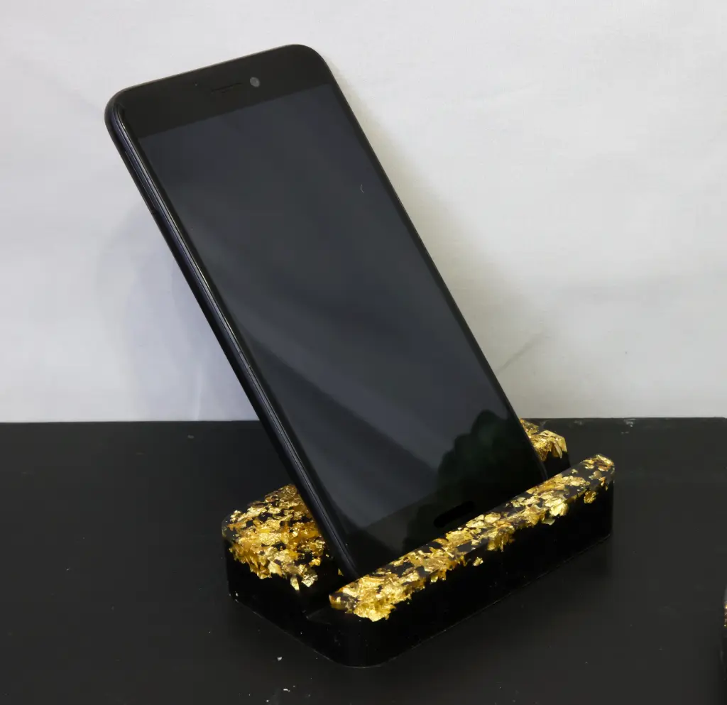 Porte Téléphone résine Noir/Or