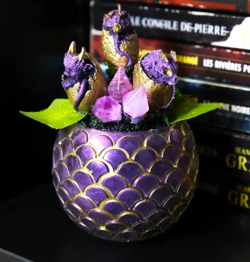 Figurine Oeufs de dragon Violet/Or