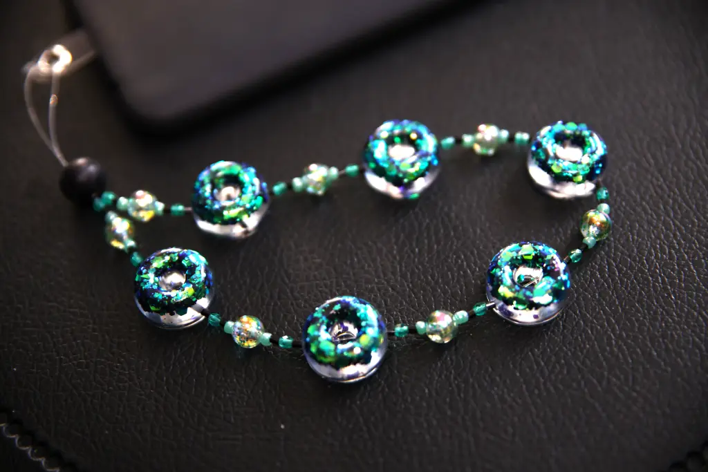 Chaîne Téléphone Donut Vert/Noir