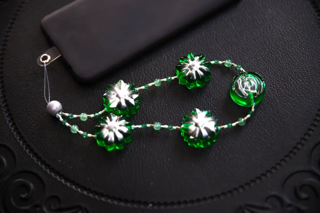 Chaîne Téléphone Fleur Vert/Argent