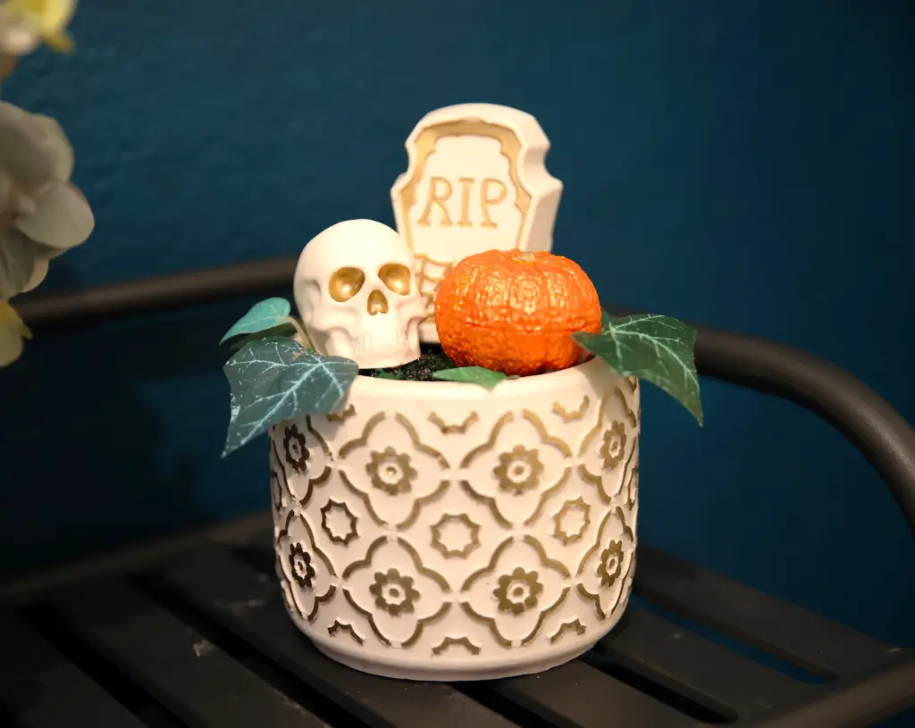 Figurine en Pot Citrouille/Crâne
